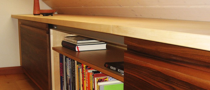 Zur Galerie Einbauten Einbaumöbel passgenau in der Dachschräge entworfen und gebaut von Schreinermeister Charly Walter